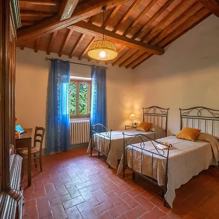 Casale Del *